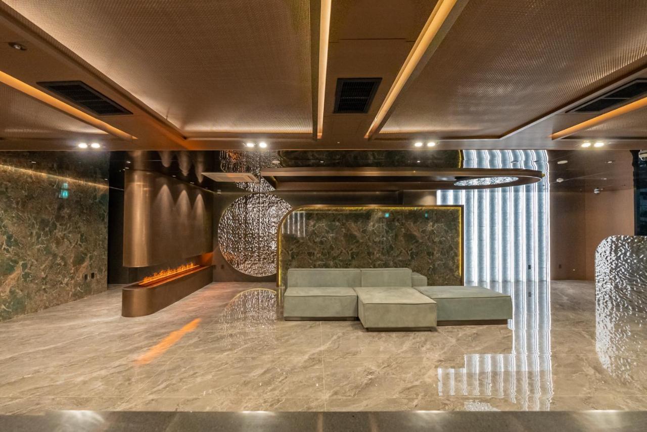 L&L Central Hotel Jeju Exterior photo